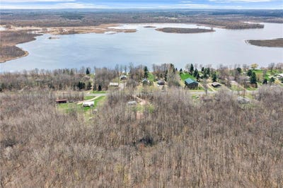 /international/us/xxx-lot-1-2-clam-lake-drive-siren-wi-110107788254/
