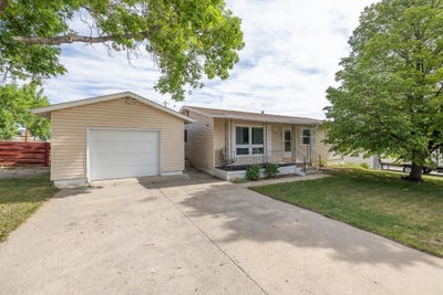 /international/us/1501-brentwood-street-rapid-city-sd-110100840667/