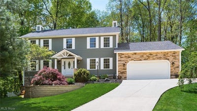 /international/us/5180-pine-valley-drive-zanesville-oh-110107876075/