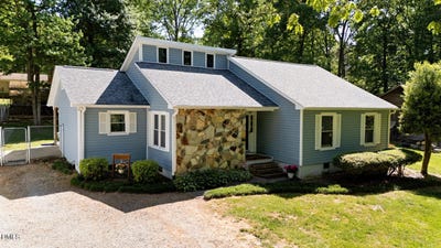 /international/us/134-longview-road-madison-nc-110107630397/