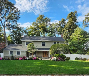 /international/us/31-sherry-drive-setauket-ny-110120549718/