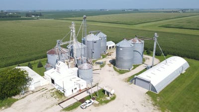 /international/us/1006-7th-st-allison-ia-110101536953/?lang=en
