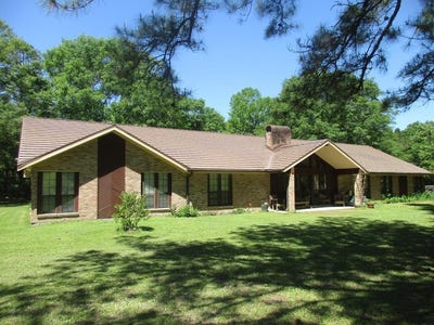 /international/us/65-lakeview-rd-picayune-ms-110109196147/