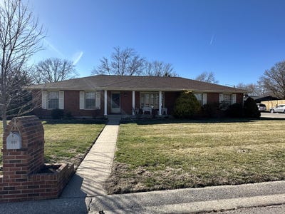 /international/us/1001-fairlawn-ave-marshall-mo-110106030872/