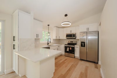 /international/us/10-eldorado-circle-nashua-nh-110108492226/