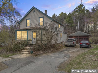 /international/us/24-park-avenue-auburn-me-110107747356/