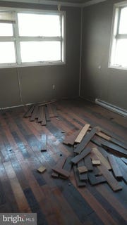 /international/us/438-e-mahanoy-street-mahanoy-city-pa-110097592022/