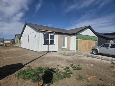 /international/us/1110-edelman-loop-sheridan-wy-110106701528/