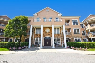 /international/us/3128-franklin-ln-rockaway-twp-nj-110108976399/