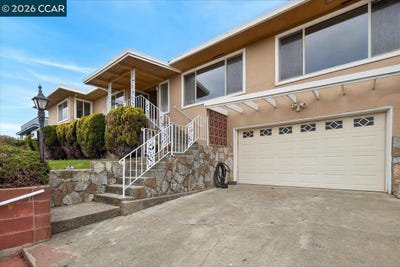 /international/us/1374-santa-clara-street-richmond-ca-110105733942/