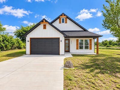/international/us/1621-county-road-4764-boyd-tx-110120057744/