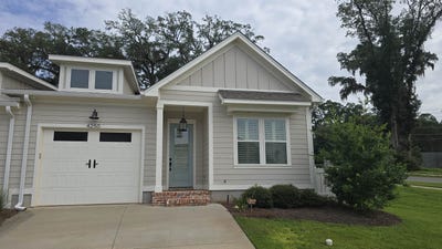 /international/us/4250-oak-run-lane-tallahassee-fl-110109517207/