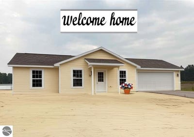 /international/us/2639-plover-drive-traverse-city-mi-110101256759/
