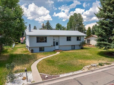 /international/us/913-n-pine-street-gunnison-co-110100939447/