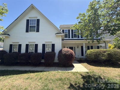 /international/us/2140-pineapple-court-matthews-nc-110107479232/