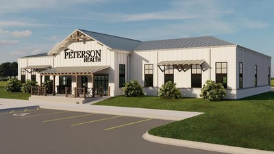 /international/us/97-hitching-post-fredericksburg-tx-110102621498/