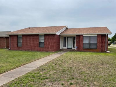 /international/us/1019-burning-wood-drive-shawnee-ok-110107690666/