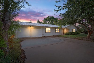 /international/us/805-meadowlark-hamilton-tx-110104223624/