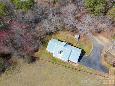 /international/us/120-skyline-drive-elkin-nc-110106180133/