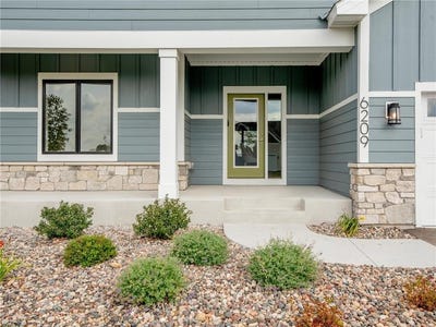 /international/us/9001-62nd-street-s-cottage-grove-mn-110098399485/