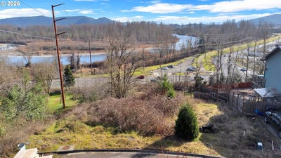 /international/us/3767-vitus-ln-springfield-or-110105637184/