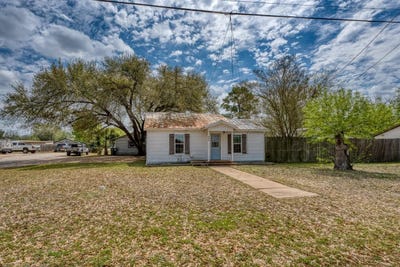 /international/us/609-dickson-st-lexington-tx-110106804287/