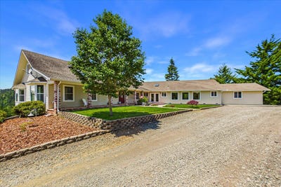 /international/us/3375-rock-springs-road-hydesville-ca-110109003054/