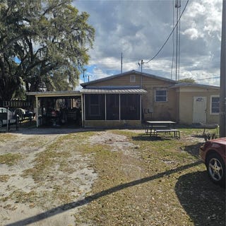 /international/us/2230-4th-street-mulberry-fl-110108344160/