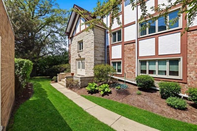 /international/us/660-ballantrae-drive-northbrook-il-110108127412/