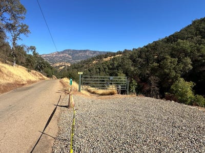 /international/us/38284-barberry-ln-yokuts-valley-ca-110104574090/