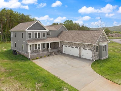 /international/us/288-west-canterbury-drive-bronston-ky-110091829705/
