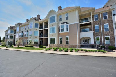 /international/us/n74w13737-appleton-ave-menomonee-falls-wi-110108332453/