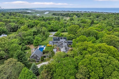 /international/us/7-hill-wood-way-east-sandwich-ma-110108394372/