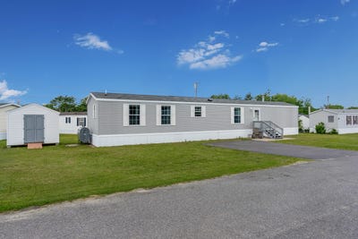 /international/us/11-ofarrell-street-topsham-me-110108443503/