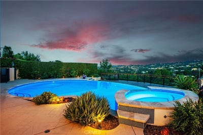 /international/us/17068-countess-place-encino-ca-110100503617/?lang=de