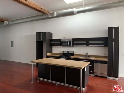 /international/us/652-mateo-st-los-angeles-ca-110104820638/