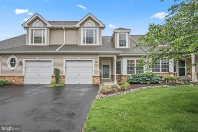 /international/us/117-kingston-boulevard-hamilton-nj-110099648600/