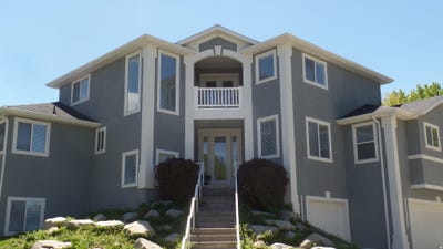 /international/us/496-e-spruce-glen-rd-murray-ut-110107734902/