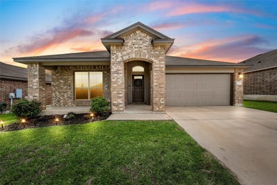 /international/us/3217-beutel-road-lorena-tx-110110387658/