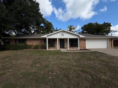 /international/us/203-frost-creek-avenue-groesbeck-tx-110119913134/