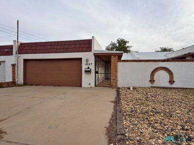 /international/us/1527-e-sanger-hobbs-nm-110120661149/