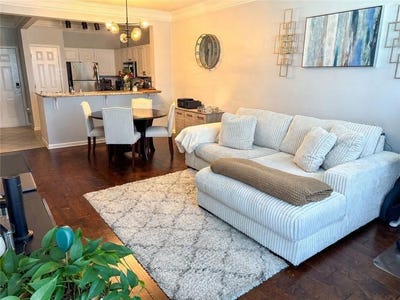 /international/us/1850-cotillion-drive-dunwoody-ga-110108295617/