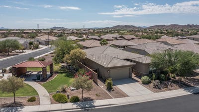 /international/us/18215-w-desert-sage-drive-goodyear-az-110106769024/