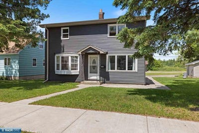 /international/us/602-8th-st-chisholm-mn-110100694225/