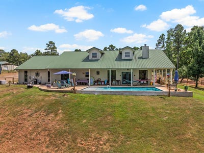 /international/us/140-county-road-2242-daingerfield-tx-110106234336/