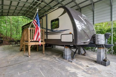 /international/us/212-phoenix-drive-chatsworth-ga-110099260283/