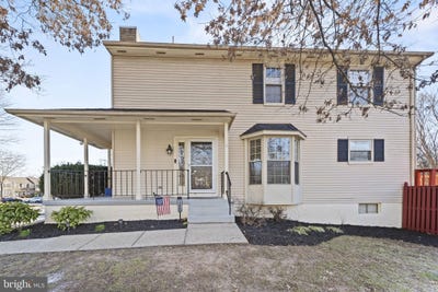 /international/us/13689-water-springs-court-centreville-va-110108078064/