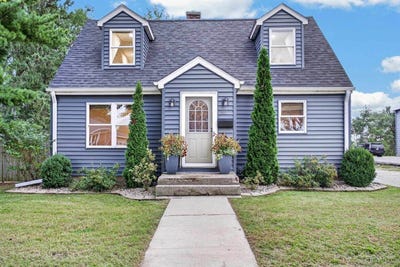 /international/us/491-east-main-street-evansville-wi-110119926042/