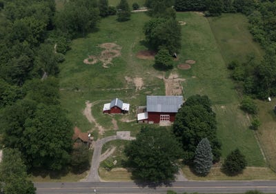 /international/us/56710-60th-avenue-lawrence-mi-110100203589/
