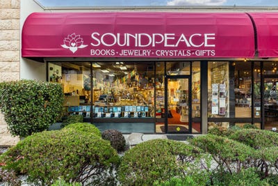 /international/us/199-e-main-street-ashland-or-110108446330/